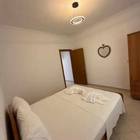 Ksamil Apartment شقة كساميل